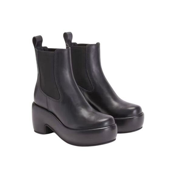 EVERLANE The Puffa Chelsea Boot Black Leather Pull On High Heel Platform 9 NEW - Picture 9 of 9